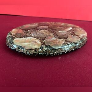 Design gifts stones in resin coaster measure 6 1/2 x 8 1/2”